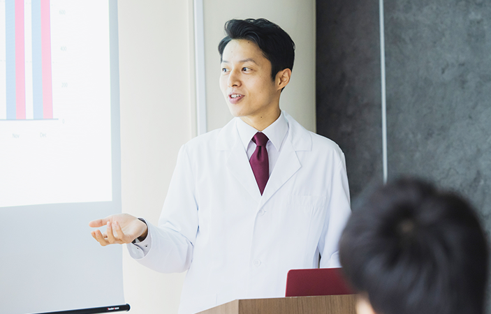 参加自由な糖尿病講習会(勉強会)を院内で定期的に開催