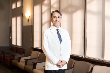 院長：岡島史宜